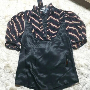 𝅺BCBG Maxazaria Brand new with  tag blouse size S
